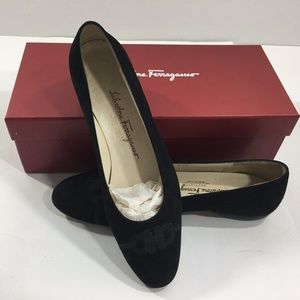 Salvatore Ferragamo Women's Shoes (Black, Flats)